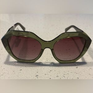 Olive Green Oversized Women's Sunglasses with Gradient Lenses